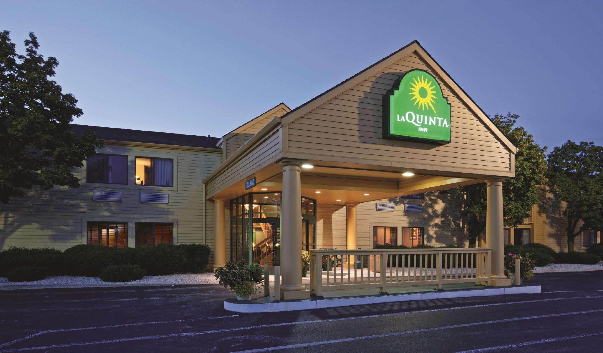 La Quinta Inn By Wyndham Sheboygan Exteriör bild